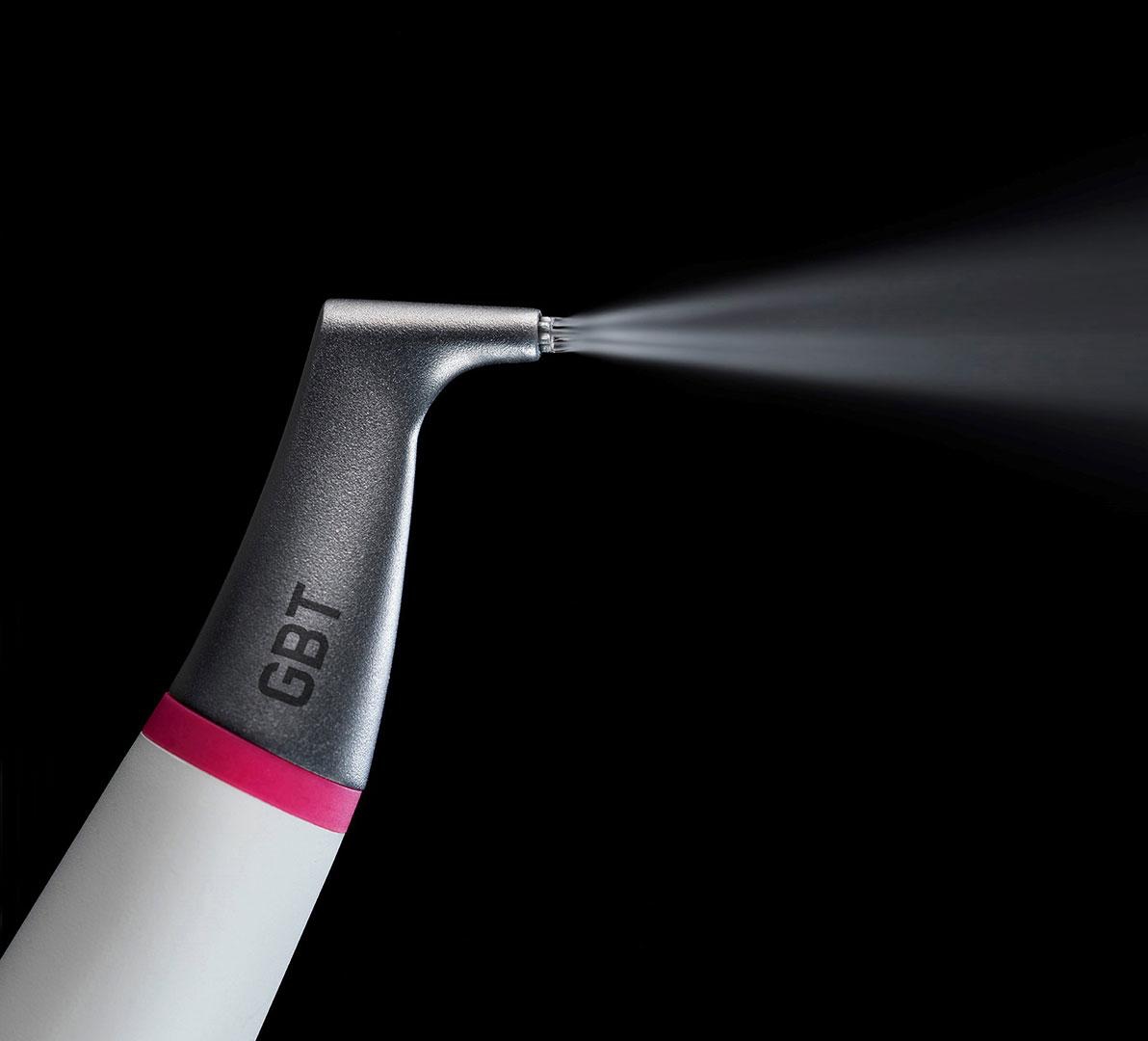 GBT cleaning device used at Dentelli Split – expert dentists in Split for gum health and professional dental hygiene
